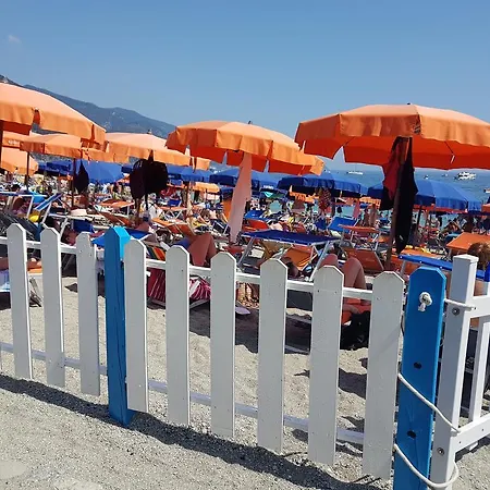 Monterosso Sea View Apartment *