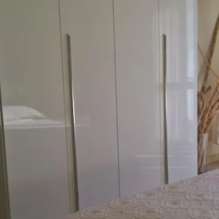 Monterosso Sea View Апартаменты